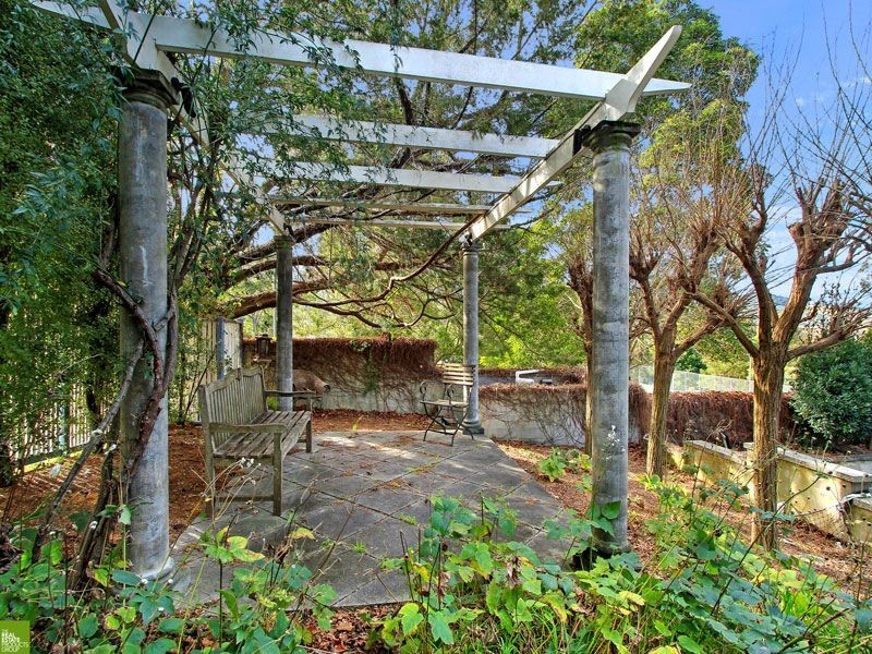 41 Stafford Road, Mount Kembla NSW 2526