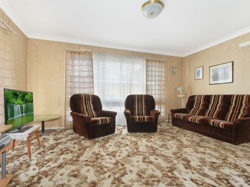 14 Saville Road, Dapto NSW 2530