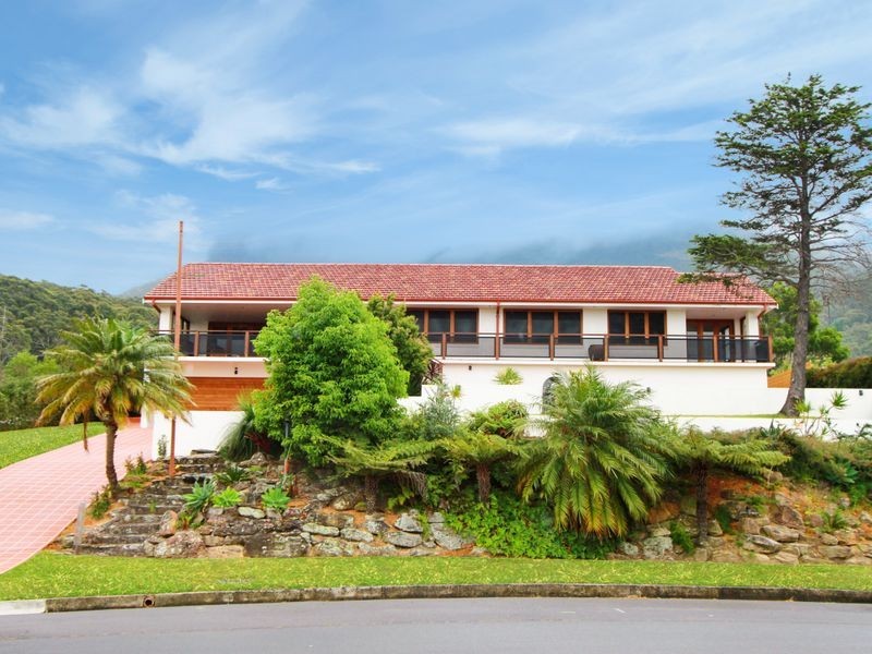 6-8 Foothills Road, Corrimal NSW 2518