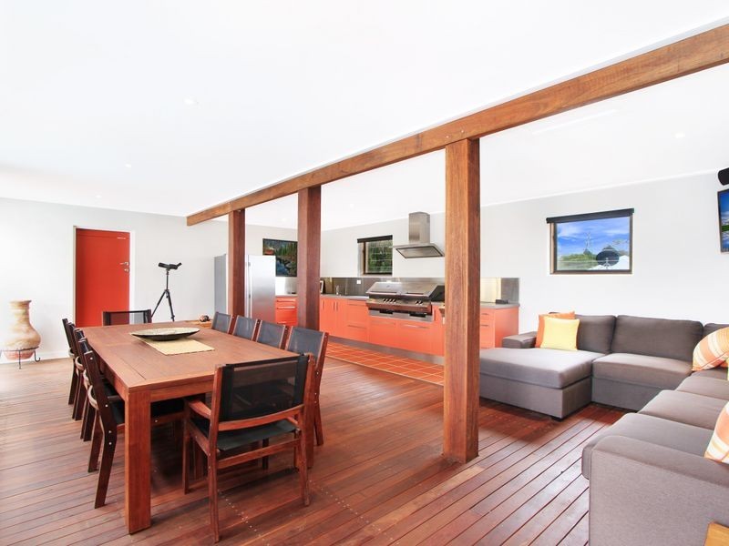 6-8 Foothills Road, Corrimal NSW 2518