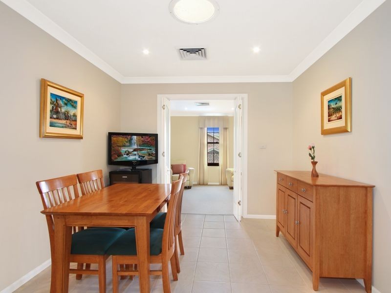15 Parkman Place, Mount Keira NSW 2500