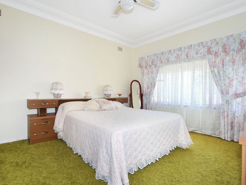 15 Highway Avenue, West Wollongong NSW 2500