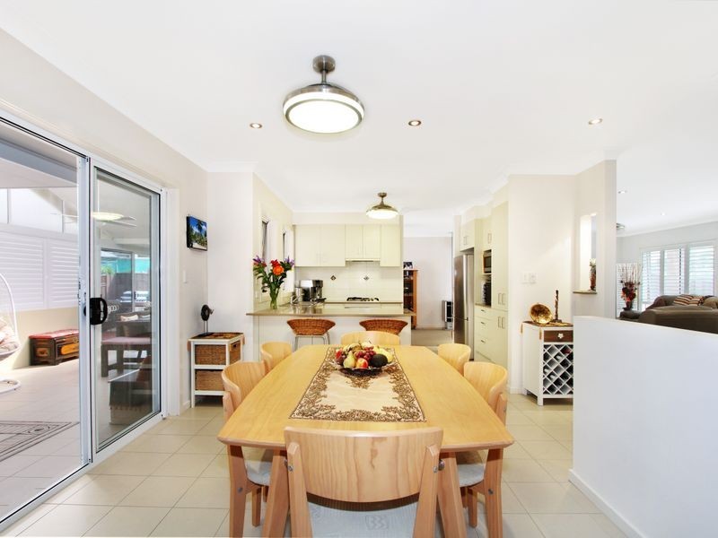 2 Robert Street, Corrimal NSW 2518