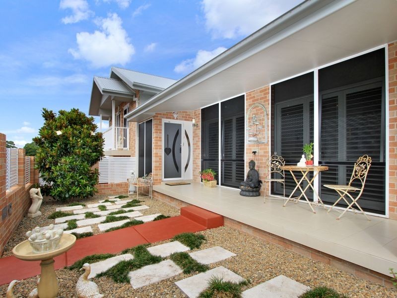 2 Robert Street, Corrimal NSW 2518