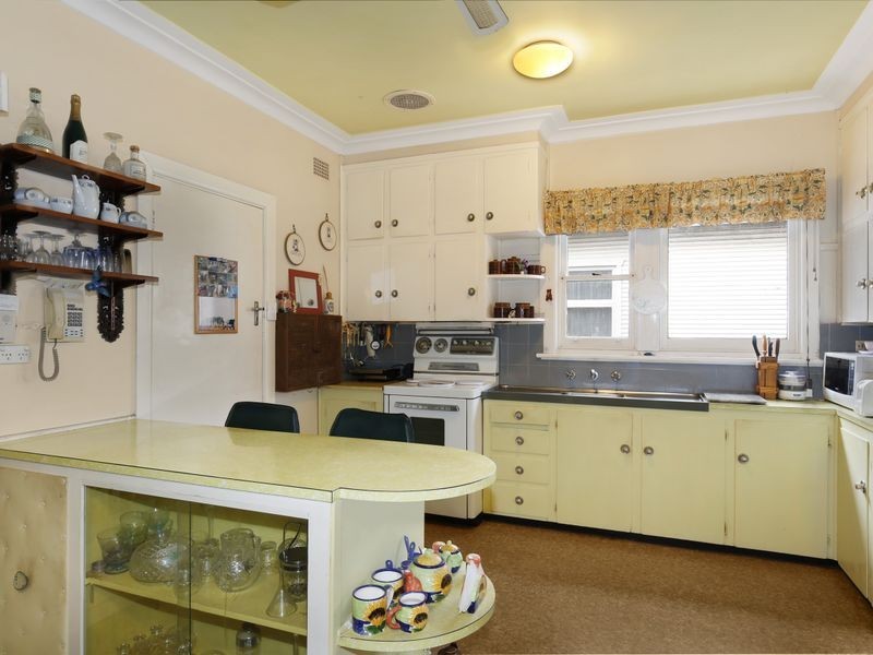 12 Robsons Road, Keiraville NSW 2500