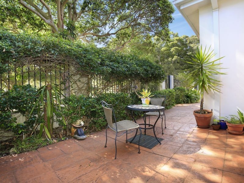 2/1 Reserve Street, West Wollongong NSW 2500