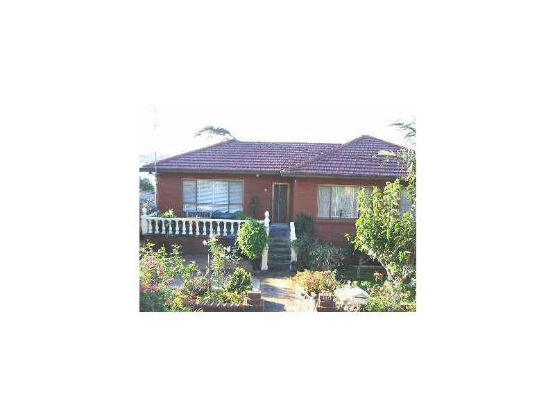 140 Lakeview Parade, Primbee NSW 2502