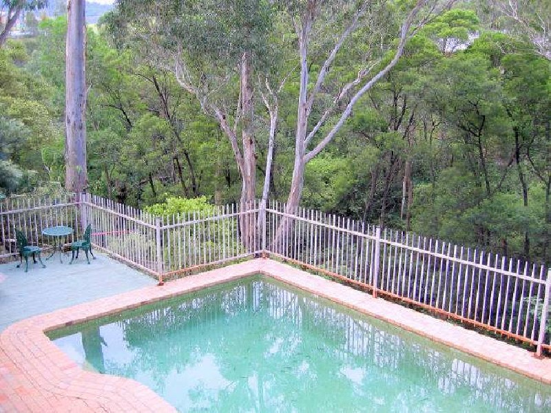 158 Derribong Drive, Cordeaux Heights NSW 2526