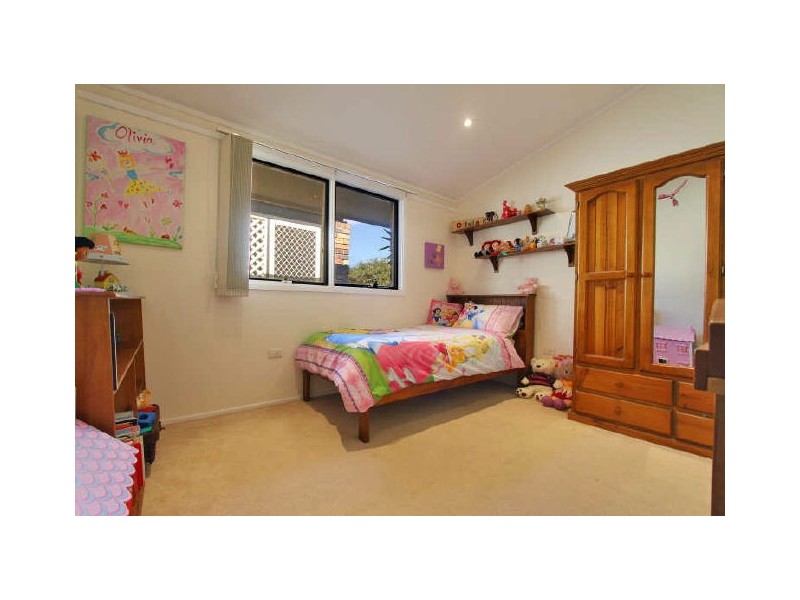 18 Evelyn Avenue, Figtree NSW 2525