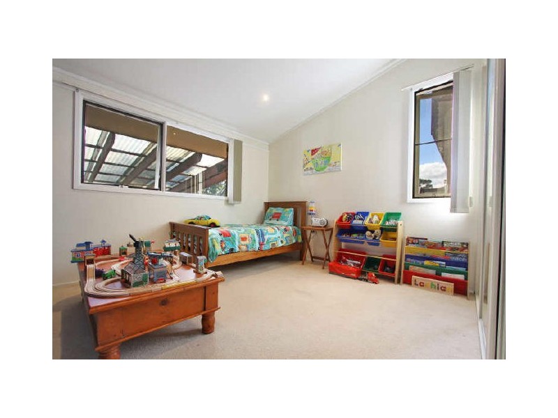 18 Evelyn Avenue, Figtree NSW 2525