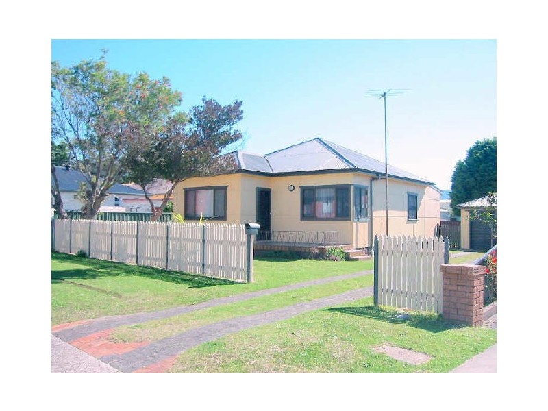 38 Norman Street, Fairy Meadow NSW 2519