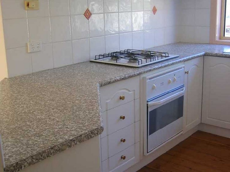 2/12 Woodlawn Avenue, Mangerton NSW 2500