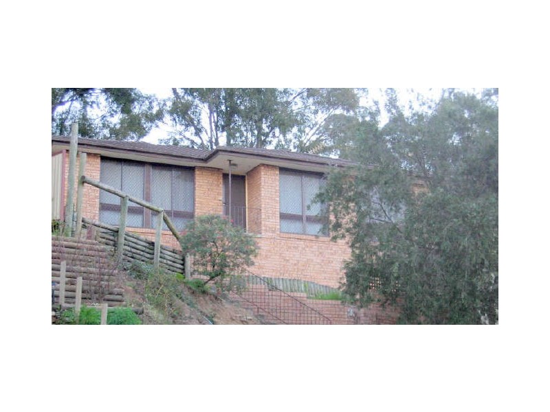 9 Aminya Place, Farmborough Heights NSW 2526