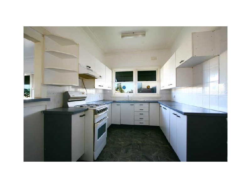 724 Lawrence Hargrave Drive, Coledale NSW 2515