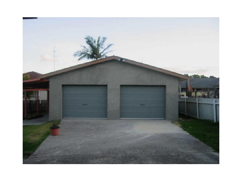 1/17 Balmoral Street, Balgownie NSW 2519