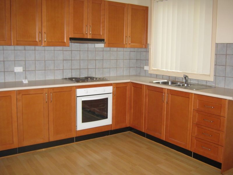 2/17 Balmoral Street, Balgownie NSW 2519