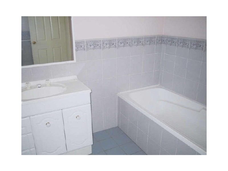 4/8 William Street, Figtree NSW 2525