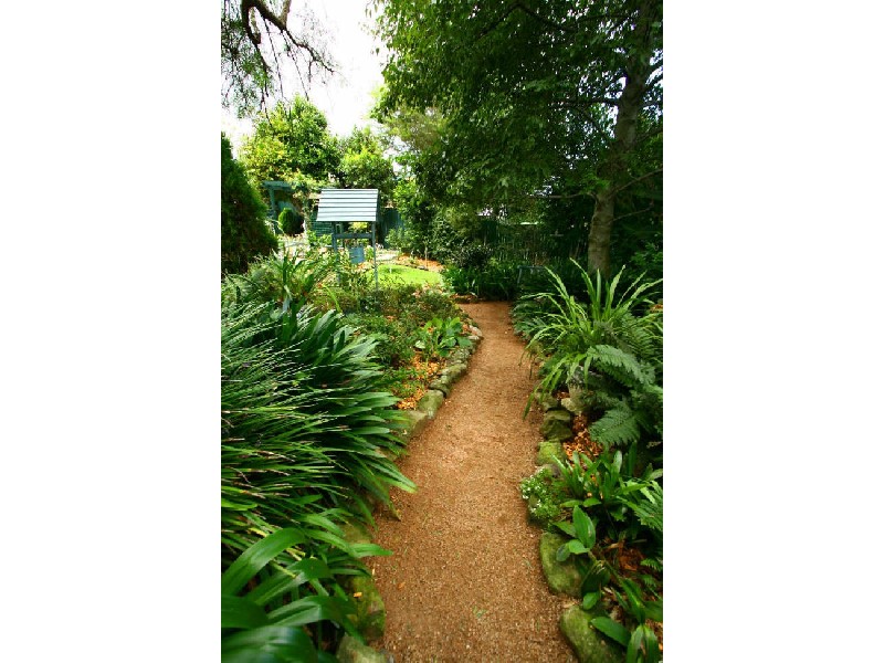 227 Waples Road, Farmborough Heights NSW 2526