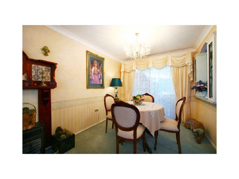 227 Waples Road, Farmborough Heights NSW 2526