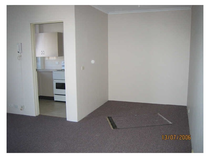12/142 Gladstone Avenue, Coniston NSW 2500