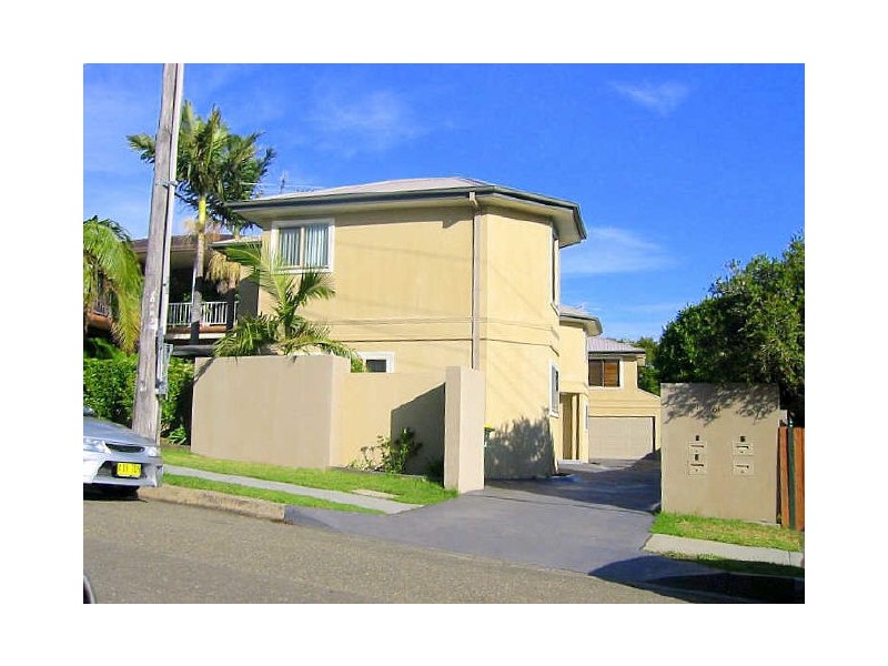 2/61 Gipps Street, Wollongong NSW 2500