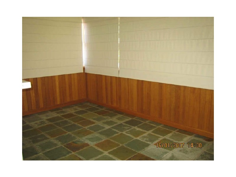 4 Toorak Avenue, Mangerton NSW 2500