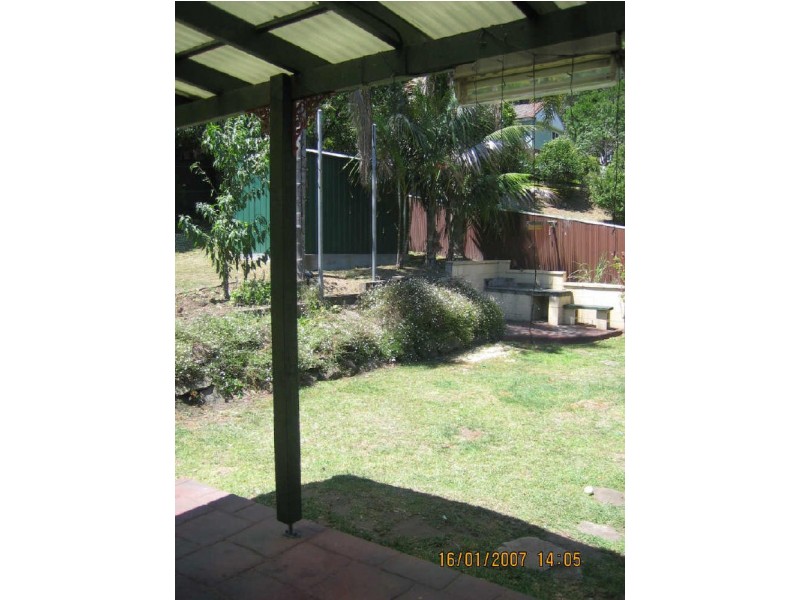 4 Toorak Avenue, Mangerton NSW 2500