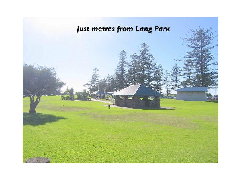 2/6 Parkside Avenue, Wollongong NSW 2500