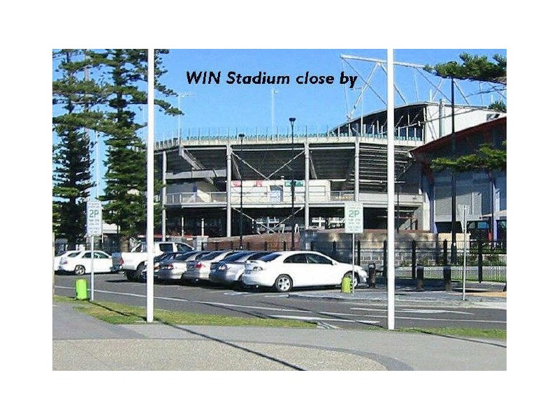 2/6 Parkside Avenue, Wollongong NSW 2500