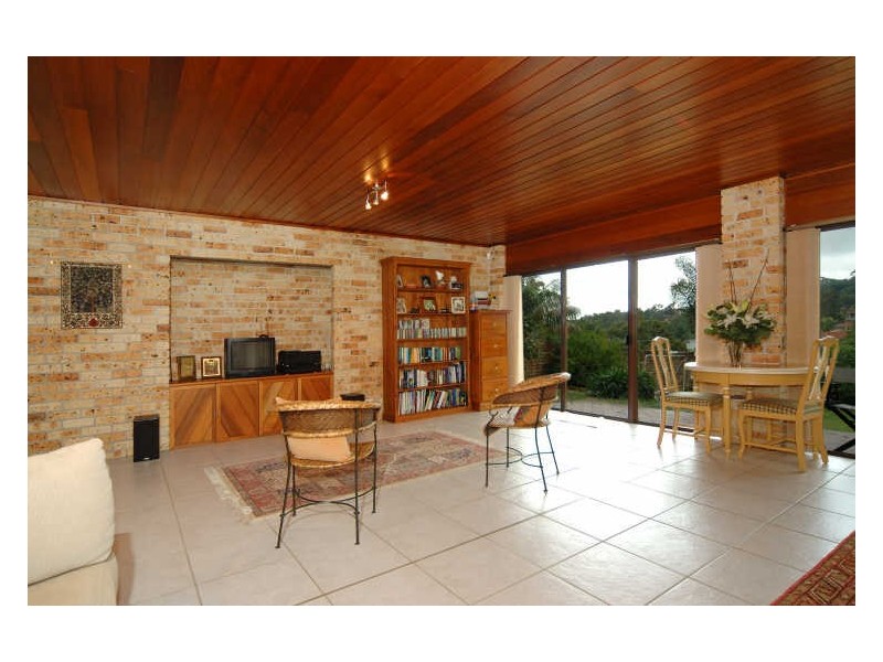 17 Gore Street, Balgownie NSW 2519