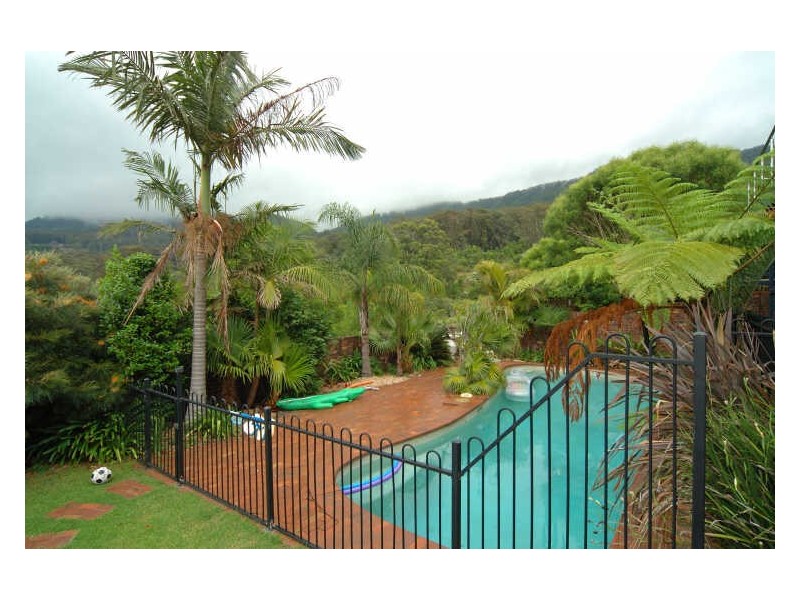 17 Gore Street, Balgownie NSW 2519