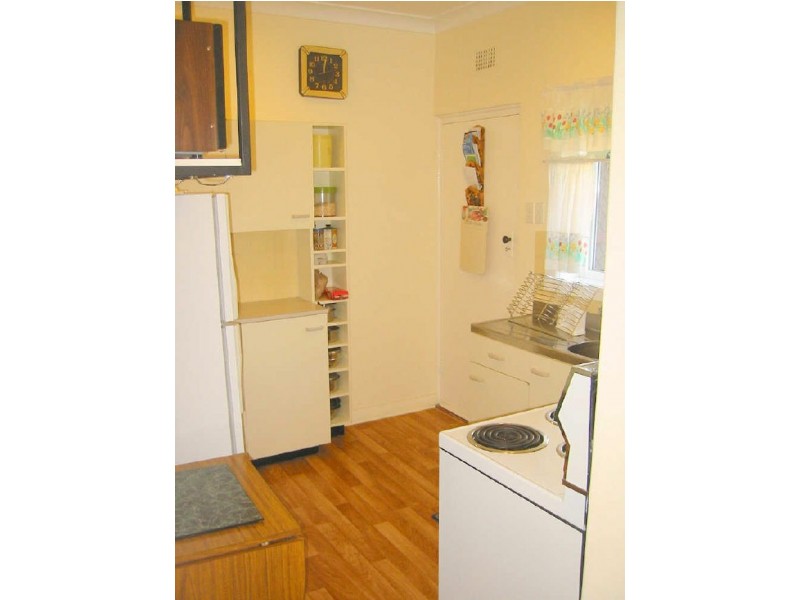 50 Woodlawn Avenue, Mangerton NSW 2500