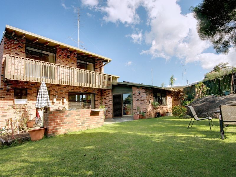 42 Foothills Road, Corrimal NSW 2518