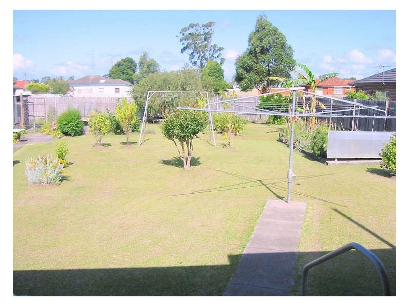 129 Meadow Street, Fairy Meadow NSW 2519