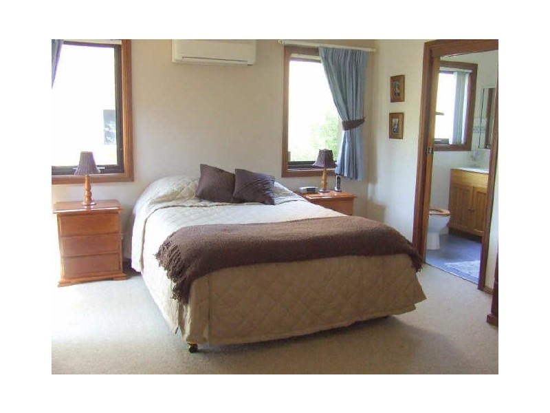 154-156 Derribong Drive, Cordeaux Heights NSW 2526