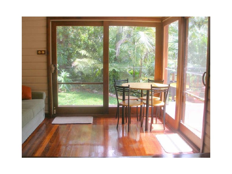 94 Rowland Avenue, Wollongong NSW 2500