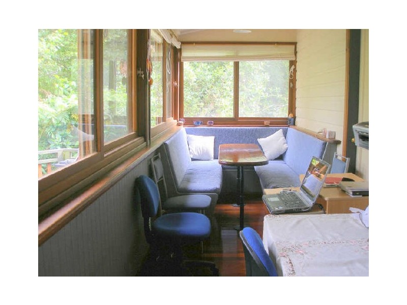 94 Rowland Avenue, Wollongong NSW 2500