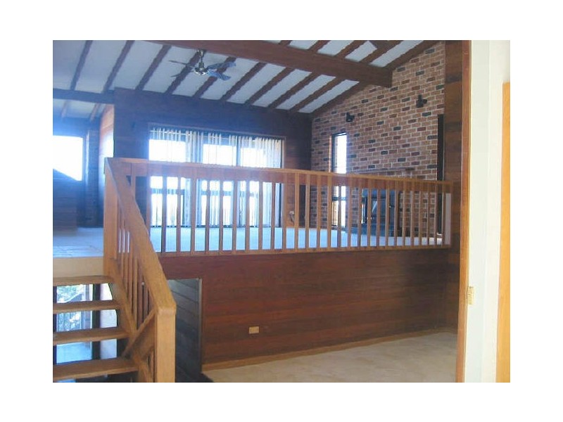 42 Foothills Road, Corrimal NSW 2518