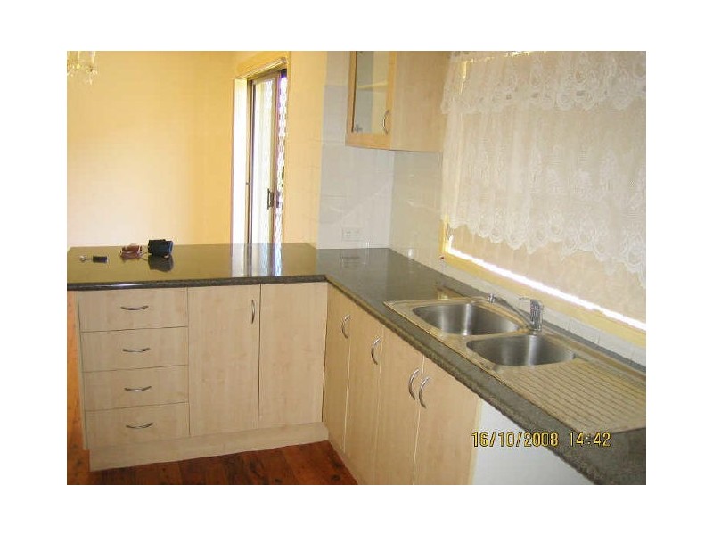 176 Captain Cook Drive, Barrack Heights NSW 2528