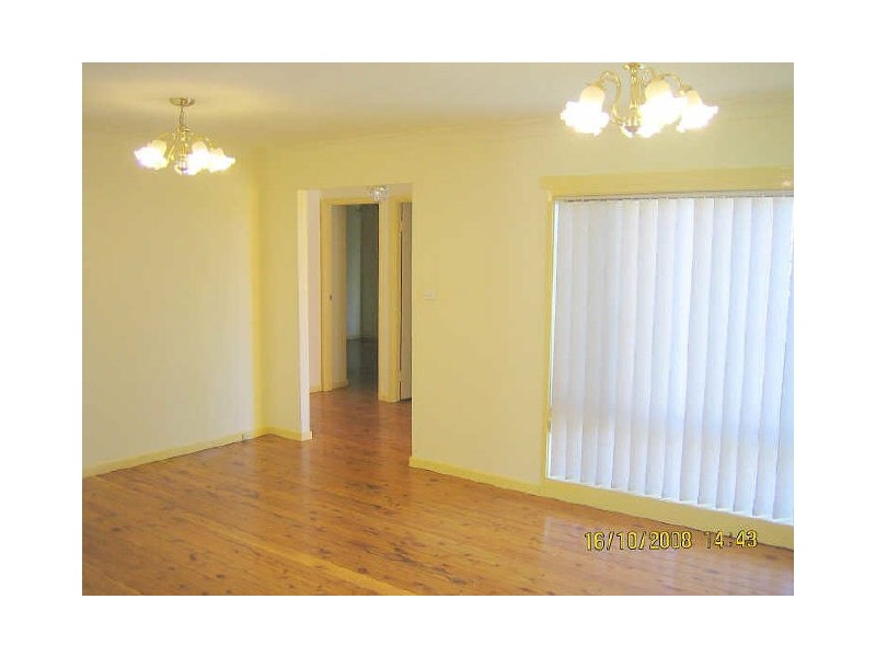 176 Captain Cook Drive, Barrack Heights NSW 2528