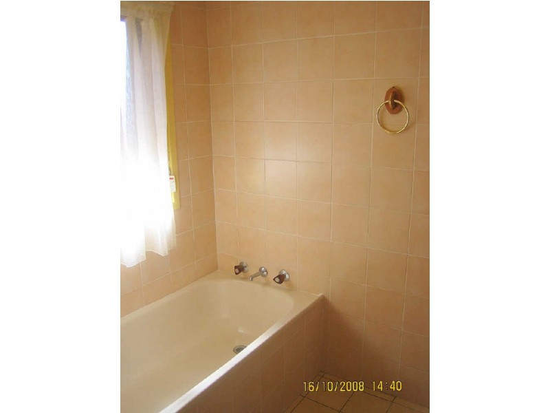 176 Captain Cook Drive, Barrack Heights NSW 2528