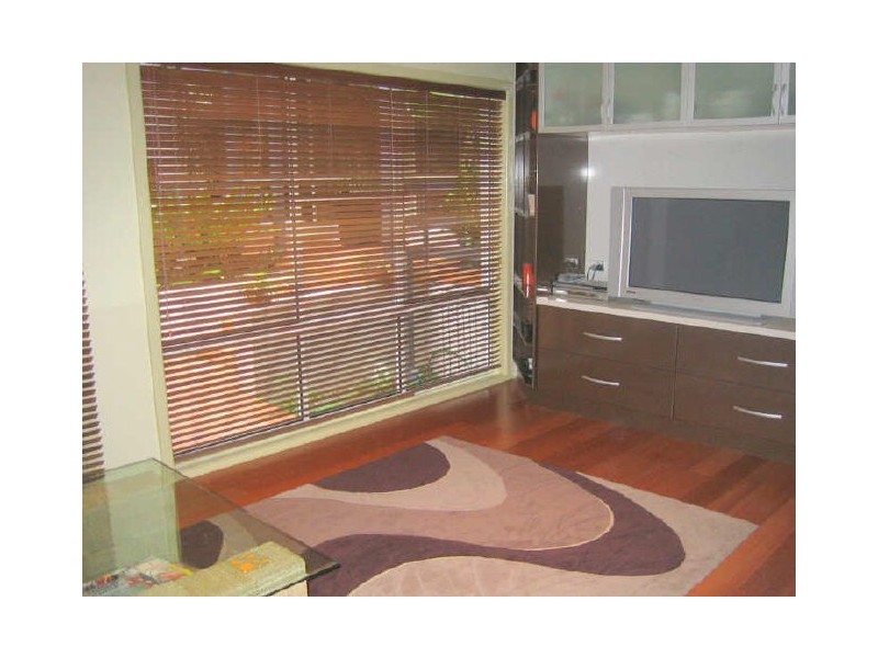 33 Staff Street, Wollongong NSW 2500