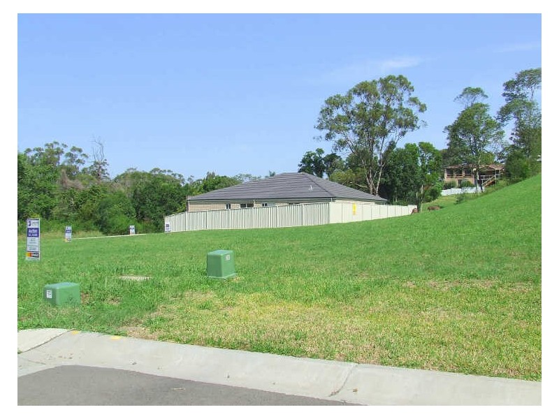 Lantarra Place, Figtree NSW 2525