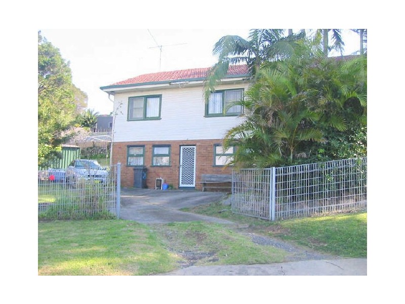 2/55 Heaslip Street, Coniston NSW 2500