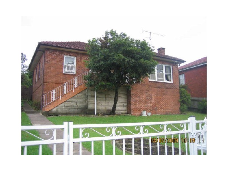 14 Lee Street, Warrawong NSW 2502