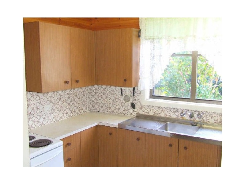 4 McArthur Parade, Mangerton NSW 2500