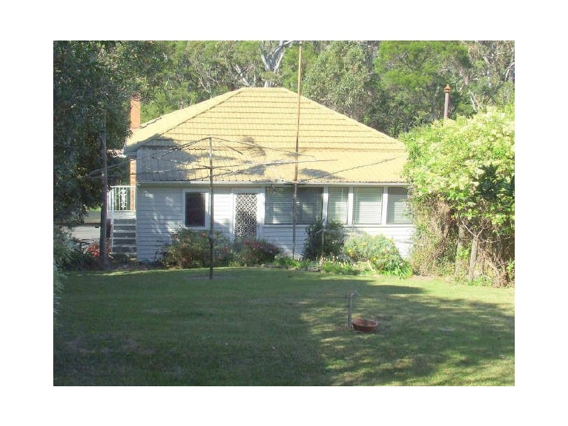 4 McArthur Parade, Mangerton NSW 2500