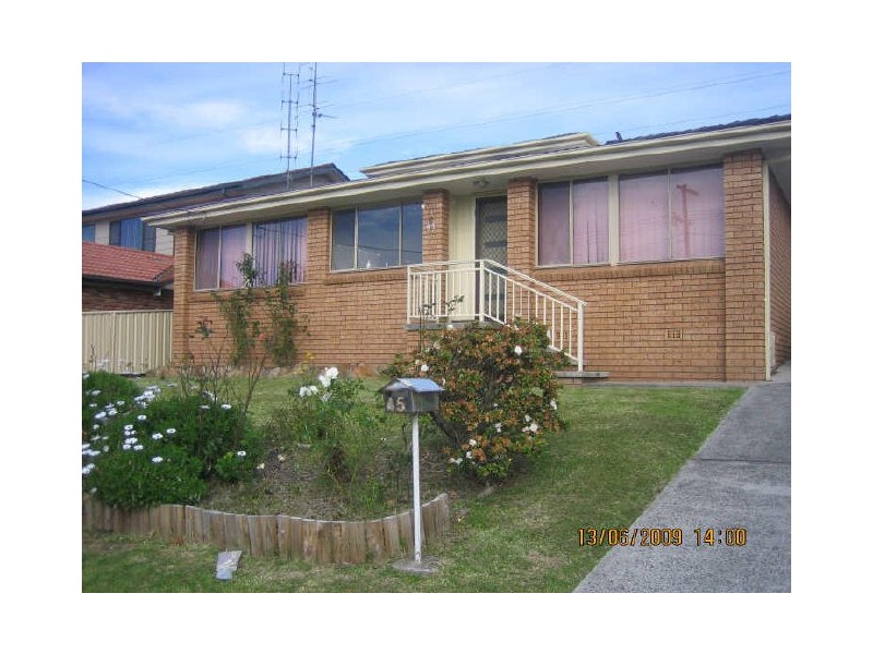 45 Edmund Avenue, Figtree NSW 2525