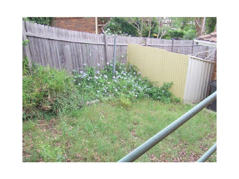 2/6-8 Darren Avenue, Kanahooka NSW 2530