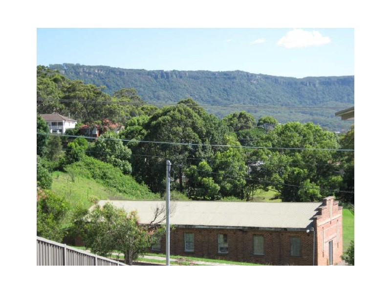 2/21-23 Hospital Road, Bulli NSW 2516